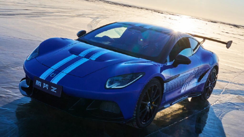 Denza Z Coupe: Porsche 911 rəqibinin fotoları sızdı - chinacar.az