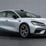 Geely Galaxy TT təsdiqləndi: 5 metrlik kuzov, 245 kW - chinacar.az