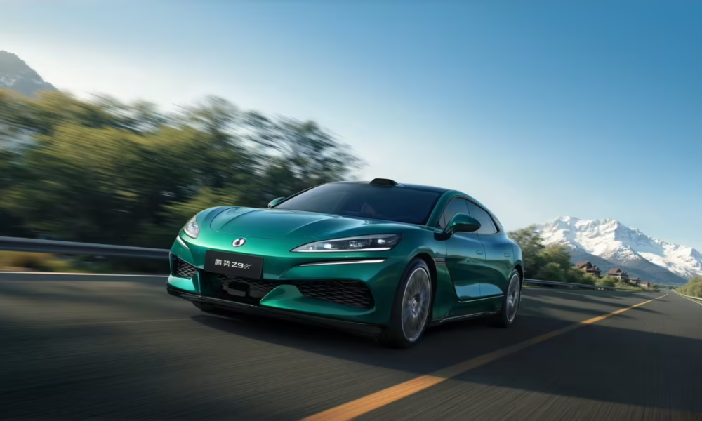 BYD-nin ilk flaş enerji dolduran modeli: Denza Z9 GT 10,000 tədarükü keçdi - chinacar.az