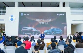 BYD yenilənmiş Denza D9 MPV və Z9 GT modellərini dilerlərə çatdırdı - chinacar.az