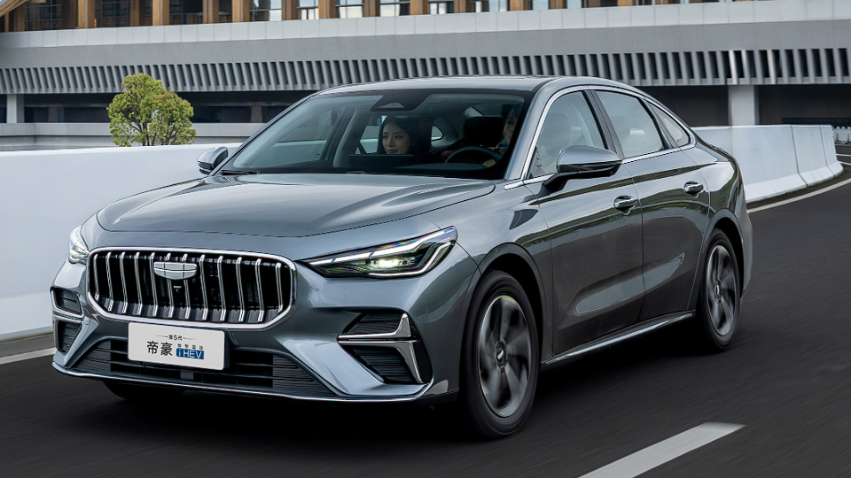 Geely Emgrand i-HEV: 48.41% termal effektivliklə yeni hibrid - chinacar.az