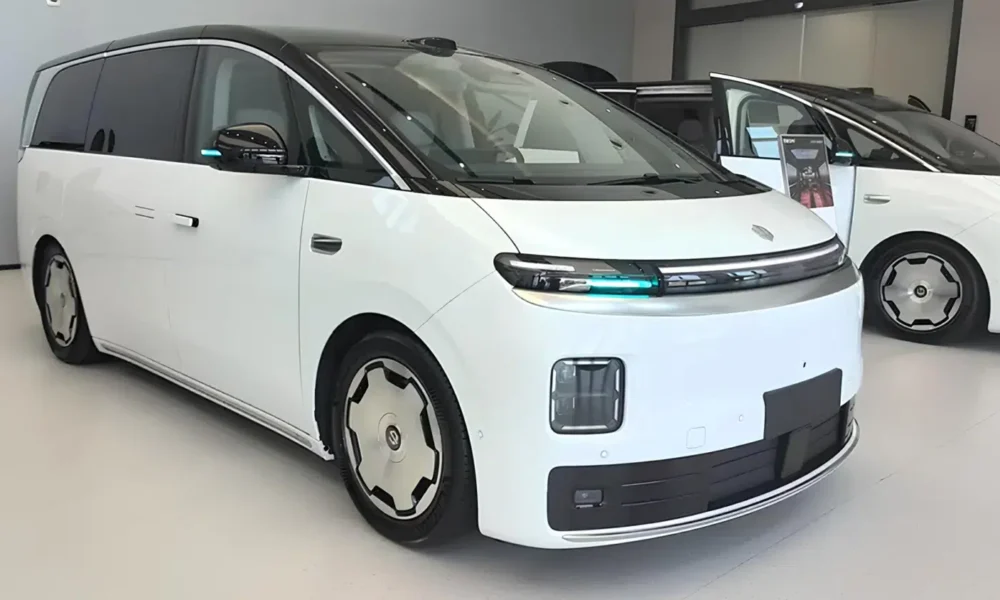 Leapmotor D99 EREV miniven 480 km elektrik mənzili ilə - chinacar.az