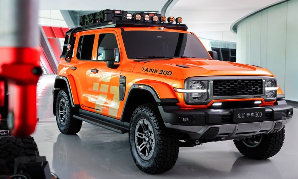 GWM yeni Tank 300 modelini 5 variantda təqdim etdi: hibrid qiymətləri aşağıdır - chinacar.az