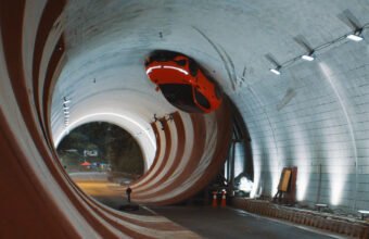 Voyah Passion S təqdimatı: 360° tunel stunt videosu - chinacar.az