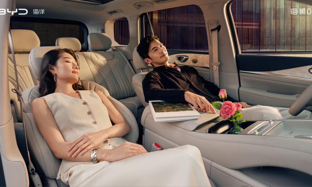 BYD Sealion 08 beş oturacaqlı versiyasının interyeri - chinacar.az