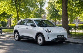 Geely E2 elektrik hetçbeki Avropada 22,490 dollara sifarişə açıldı - chinacar.az