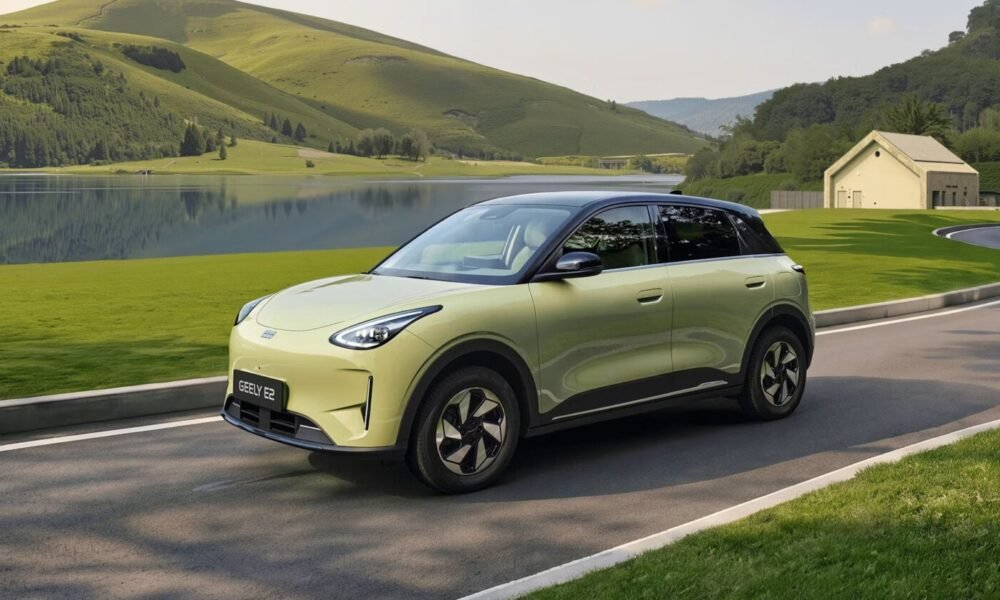 Geely E2 elektrikli hetçbeki Benilüks dilerlərində - chinacar.az