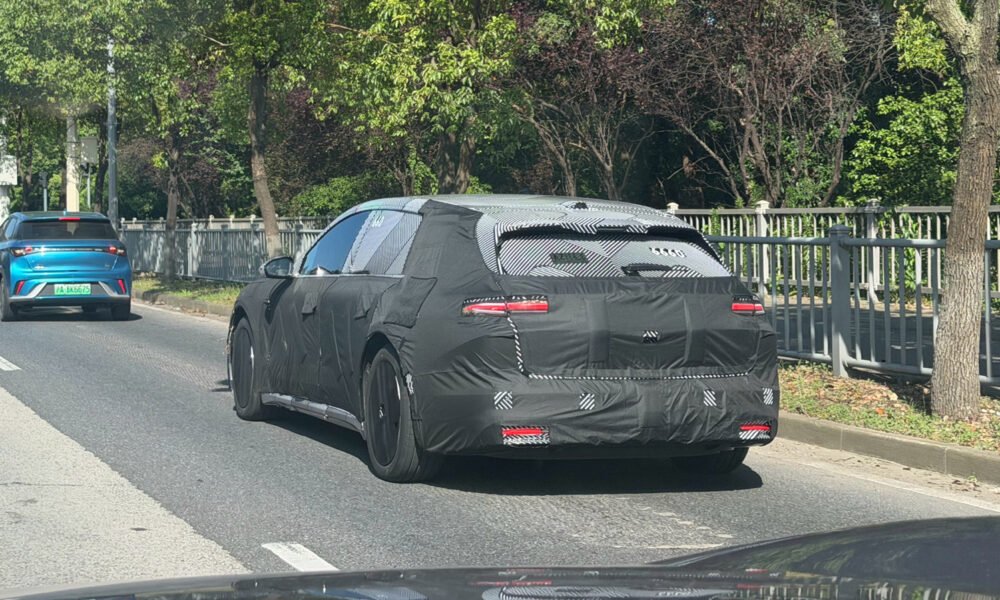 Nio ET5 Touring feslifti yolda sınaqda görüntüləndi - chinacar.az