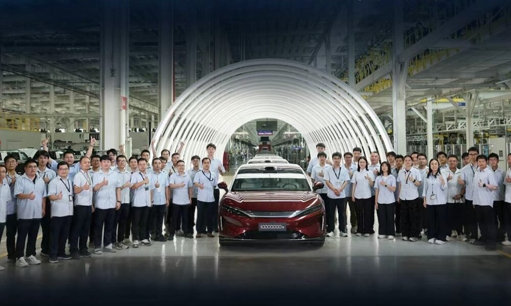 BYD Dynasty 10 milyon həddinə çatdı: Da Han sedanı - chinacar.az