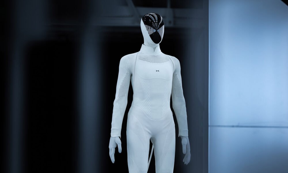Xpeng Iron humanoid robot istehsal xəttini işə saldı - chinacar.az