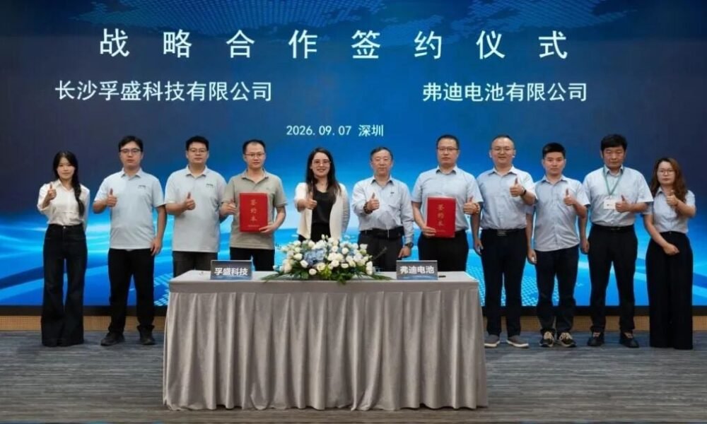 BYD sənaye lokomotivləri üçün Blade batareyaları hazırlayır - chinacar.az