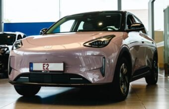 Geely E2 elektromobil Belçika dilerlərinə çatdırıldı - chinacar.az