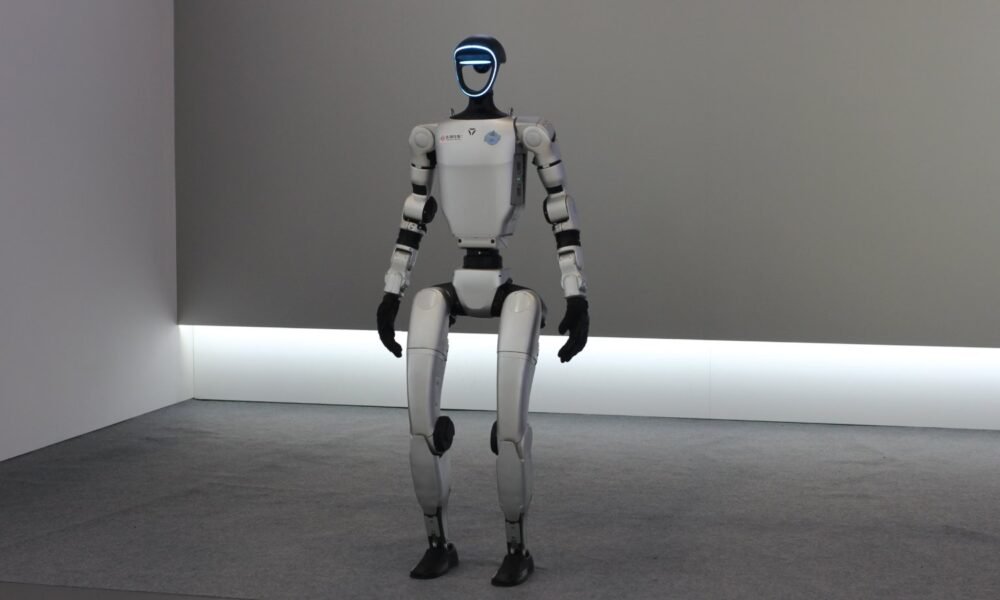 Dongfeng insanabənzər robot istehsalına başlayır - yeni dövr - chinacar.az