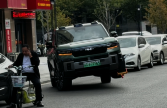 Viral video: BYD Bao 8 üç təkər üzərində hərəkət etdi - chinacar.az
