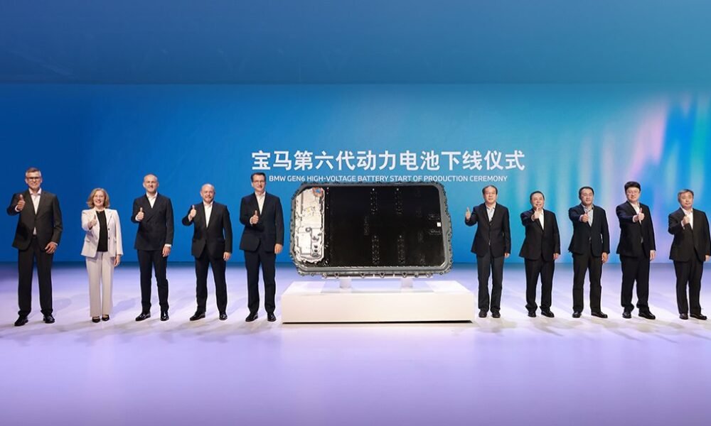 BMW yeni i3 Çində real yol testində 1213 km mənzil göstərdi - chinacar.az